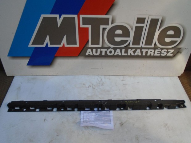 [GY�RI �J] BMW E70 + LCI / X5 / Jobb oldali k�sz�btart�